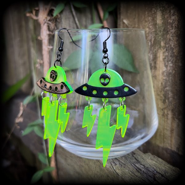 UFO earrings-Alien abduction Online now