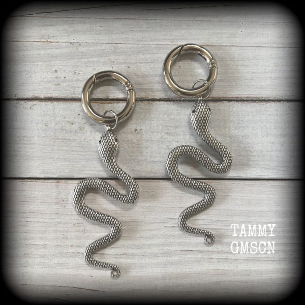 Silver snake gauged hoop earrings-Snap rings Online Sale