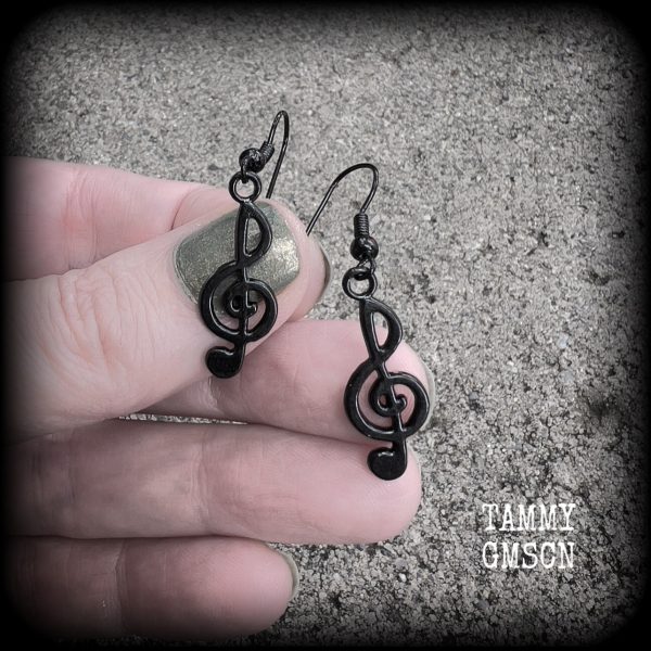 Treble clef earrings Online now