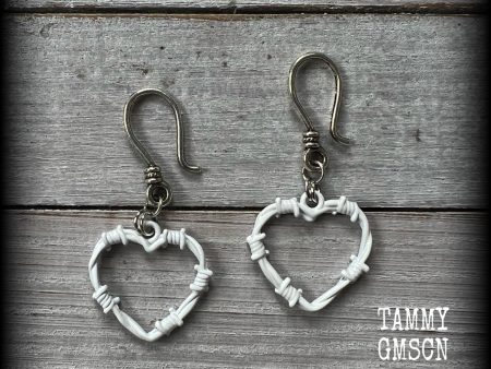 Barbed wire heart earrings-Punk earrings Cheap