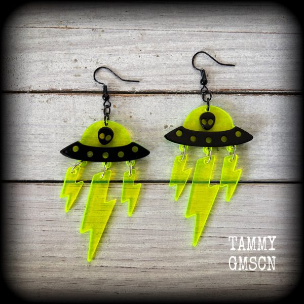 UFO earrings-Alien abduction Online now