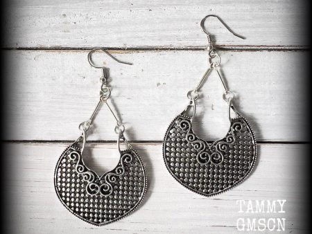 Artemis shield maiden earrings Supply