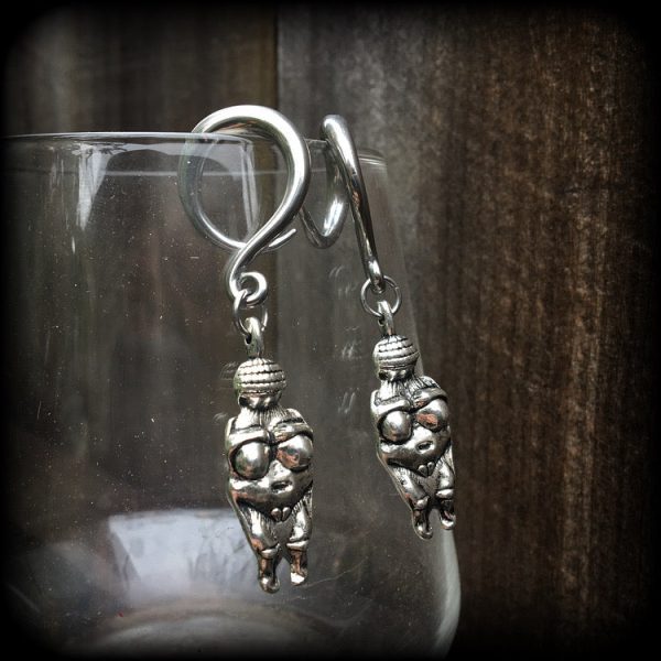 Venus of Willendorf gauged earrings Discount