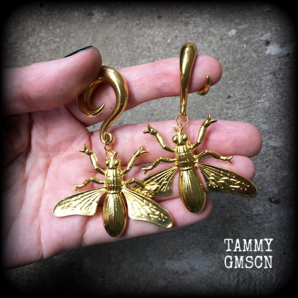 Wasp earrings-Insect gauged earrings For Sale